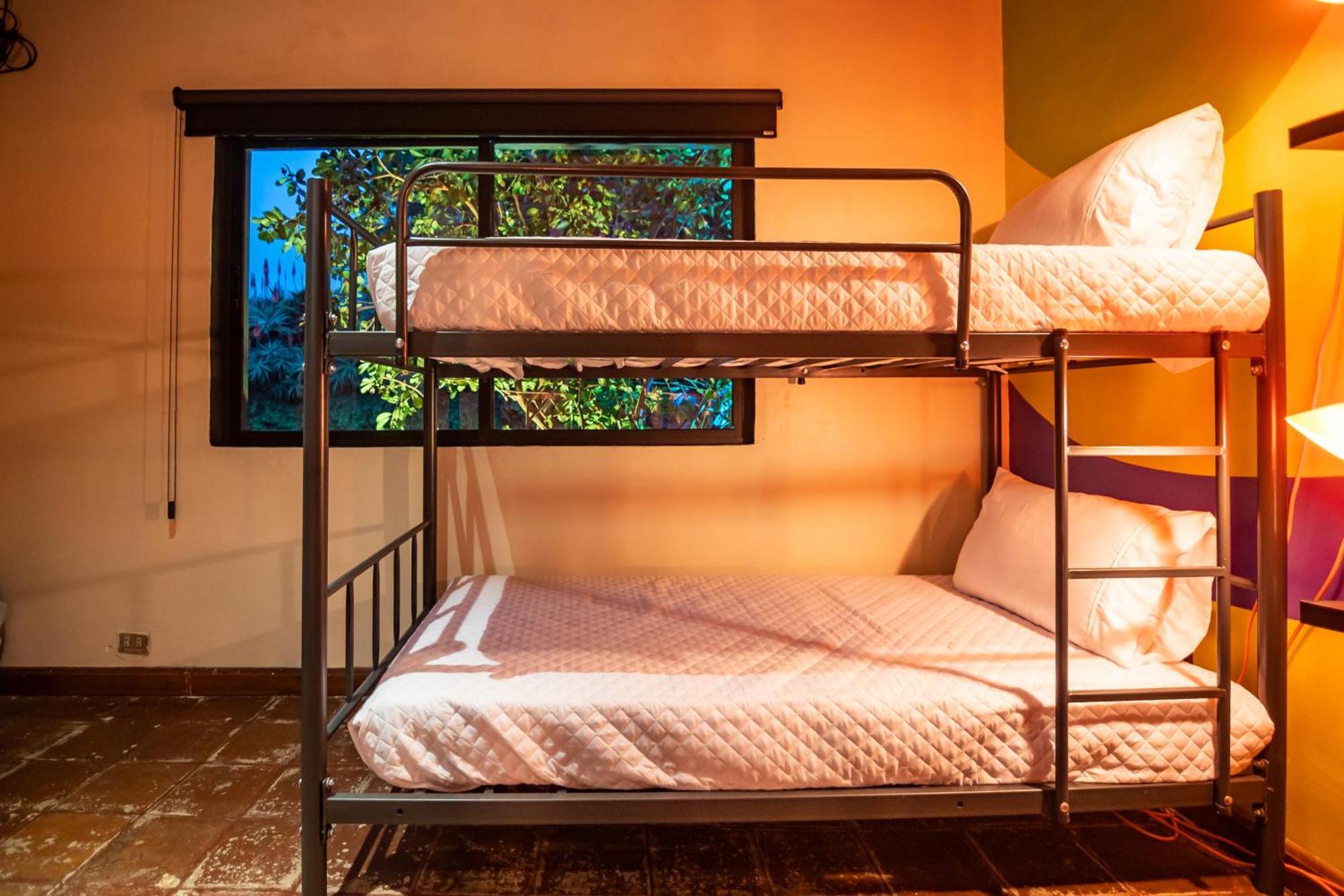 Yes Please! Hostel Antigua Pokoj fotografie